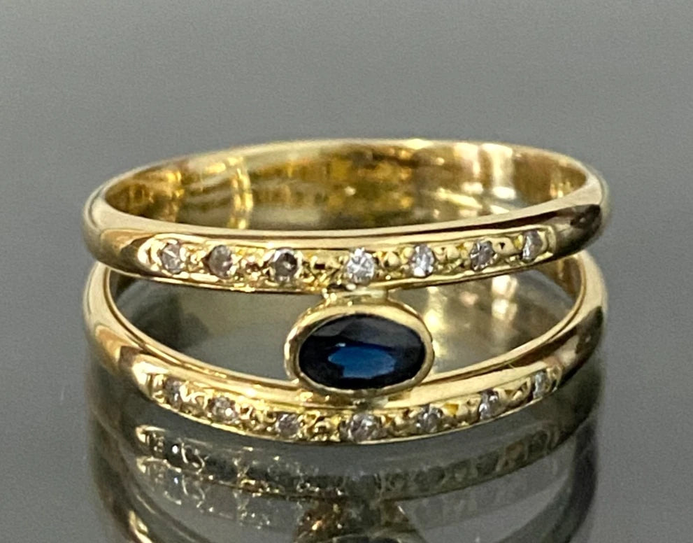 18K Yellow Gold W/ Sapphire & Diamond Split Band Style Ring Size R - 8 7/8