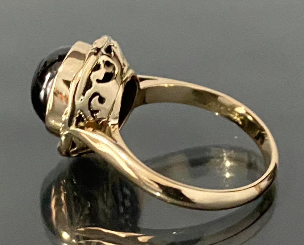 Vintage 14K Yellow Gold W/ Black Star Sapphire Ring Size L - 5 7/8