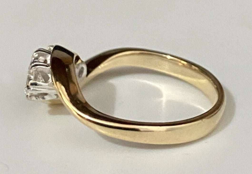 9K Yellow Gold & 0.45CT Diamond Three Stone Ring Size J 1/2 - 5