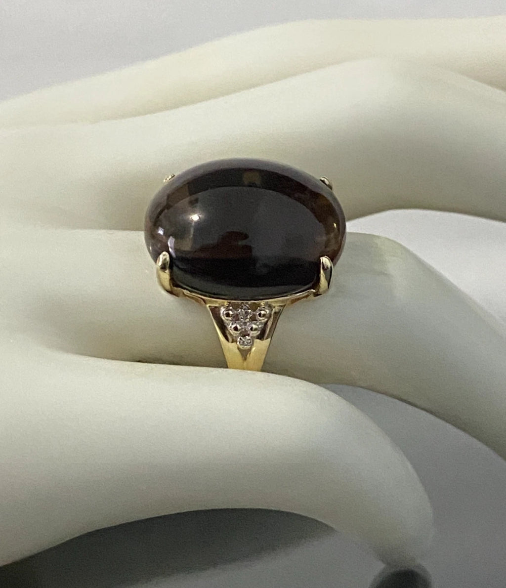 10CT Yellow Gold W/ Cabochon Smoky Quartz & Diamond Ring Size M - 6 1/4