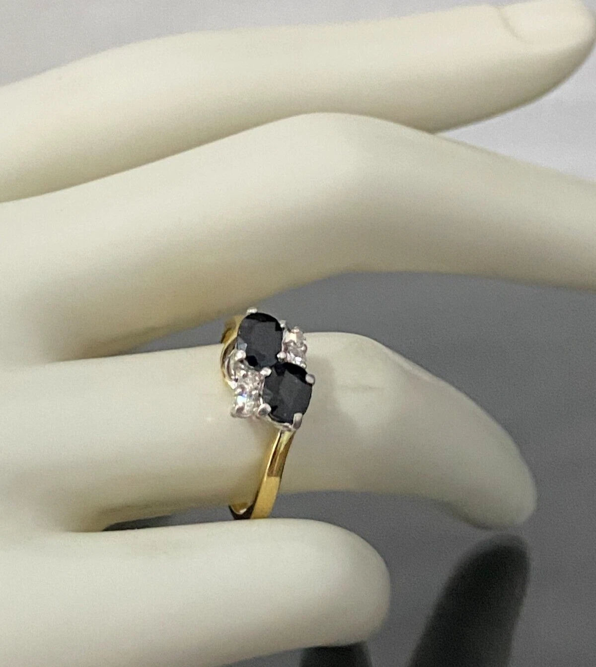 18K Yellow Gold W/ Sapphire & Diamond Crossover Ring Size M - 6