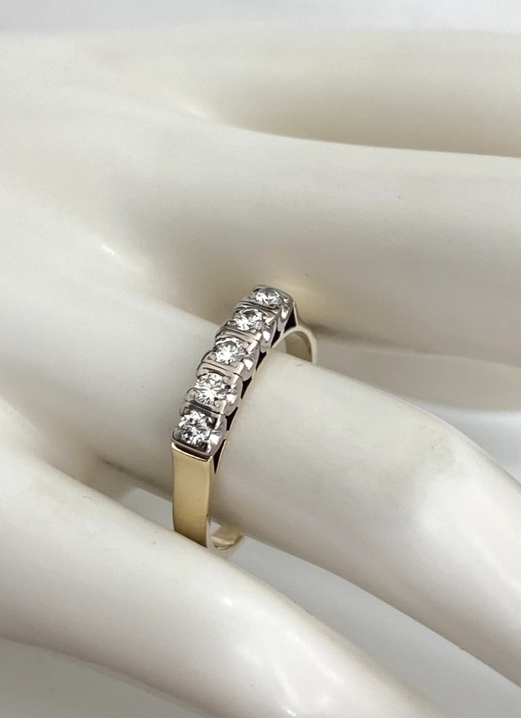 18K Yellow Gold & Palladium Five Stone Diamond Ring - Size R (US 8.75) 12849