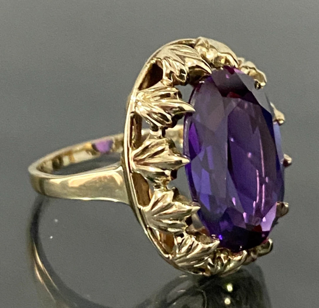 A 1960's 9K Yellow Gold W/ Synthetic Sapphire Stone Set Ring Size L 1/2 - 6
