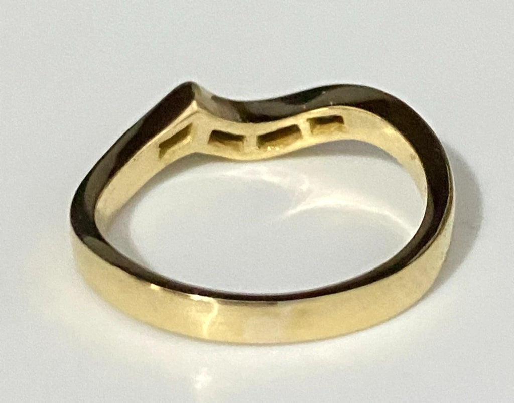 18K Yellow Gold & Diamond Curved Wedding Band Ring Size L - 5 7/8