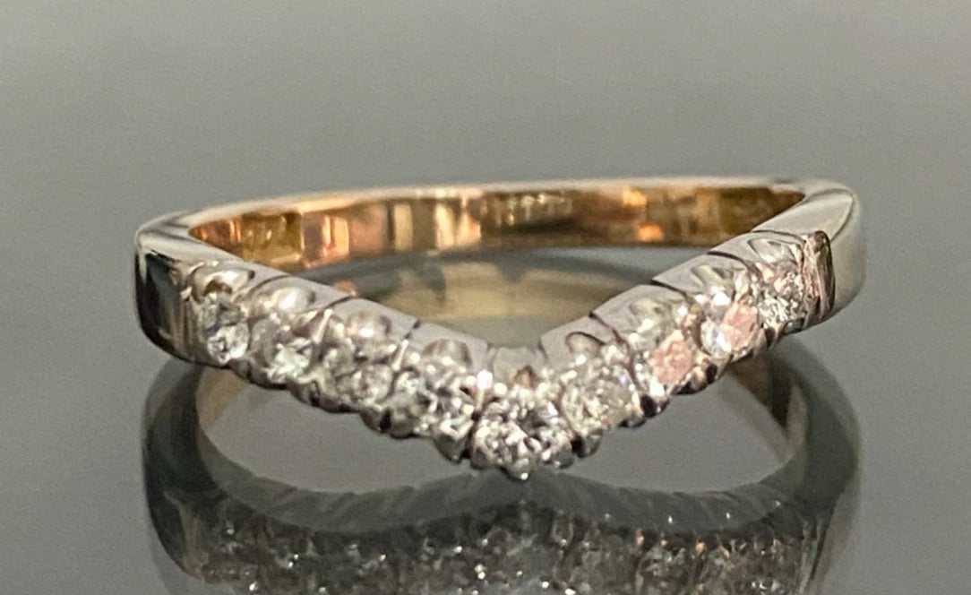 14K Yellow Gold Diamond Curved Wedding Band Ring Size M 1/2 (US 6.5)