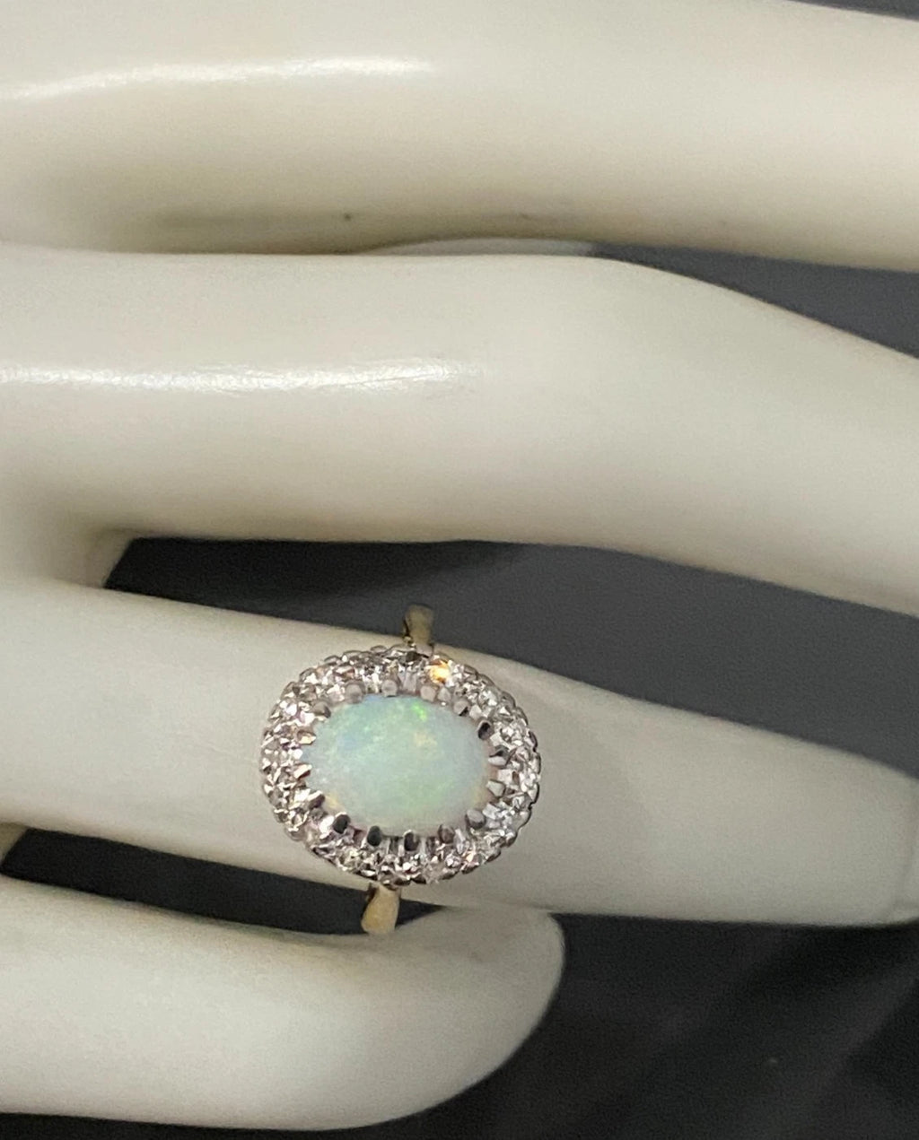Vintage 18K Yellow Gold Opal & Diamond Cluster Ring Size L - 5 7/8