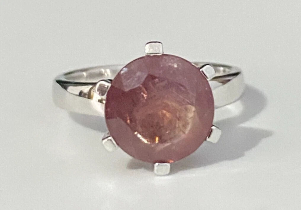 9K White Gold & Quartz Single Stone Ring Size N - 6 1/2