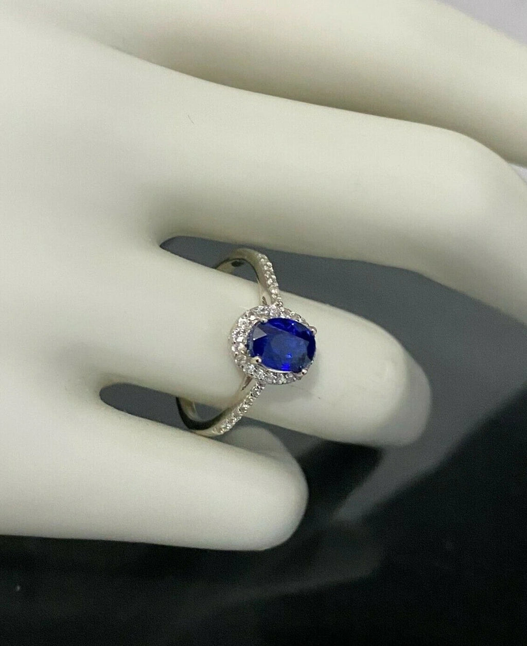 9K White Gold W/ Kyanite & White Zircon Engagement Ring Size N - 6 1/2