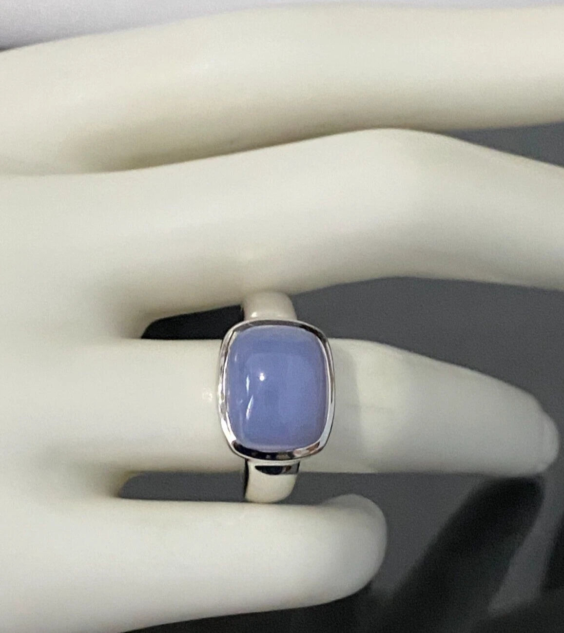 14K White Gold & Chalcedony Single Stone Ring Size O 1/2 - 7 1/4