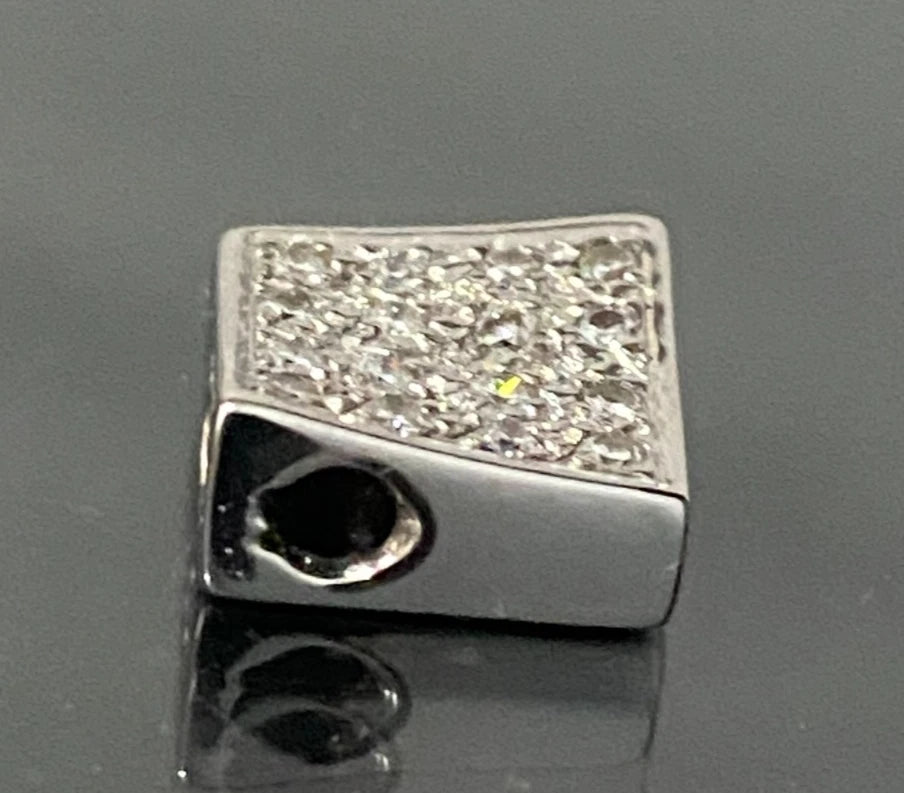 18K White Gold with Brilliant Diamond Square Pendant