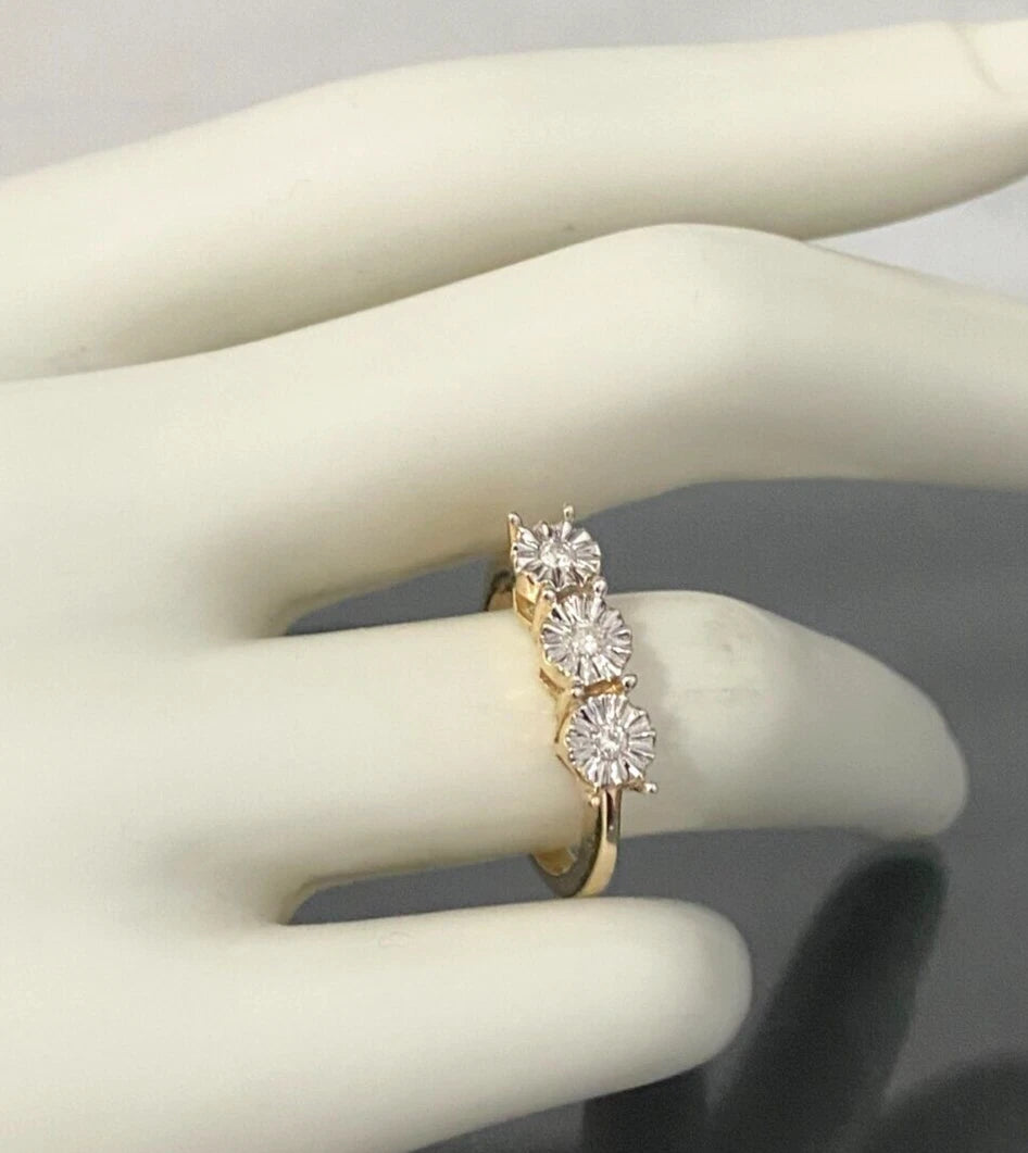 9K Yellow Gold & Diamond Three Stone Illusion Ring Size N - 6 1/2