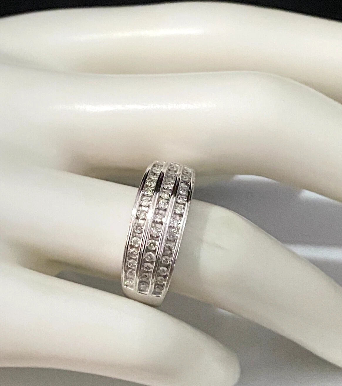 9K White Gold & 0.50CT Diamond Three Row Ring Size P - 7 1/2