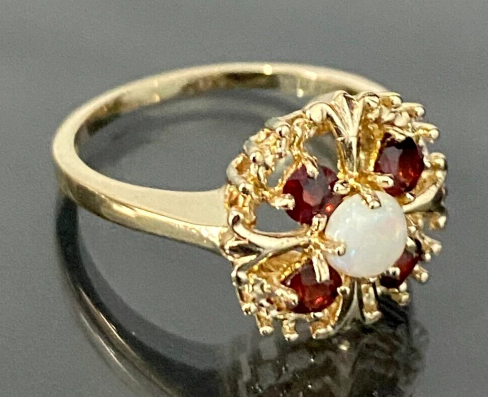 9K Yellow Gold W/ Opal & Garnet Ring Size M - 6