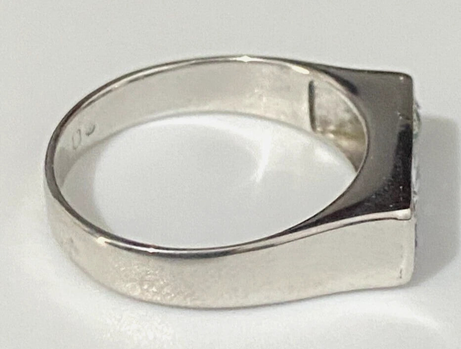 Vintage 9K White Gold & Blue Gemstones Ring Size L - 5 1/2