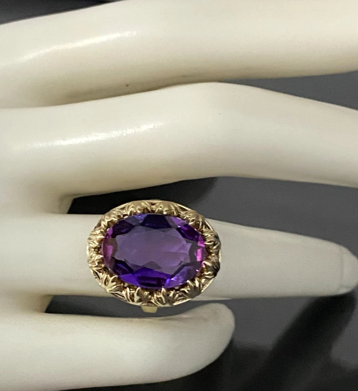 A 1960's 9K Yellow Gold W/ Synthetic Sapphire Stone Set Ring Size L 1/2 - 6