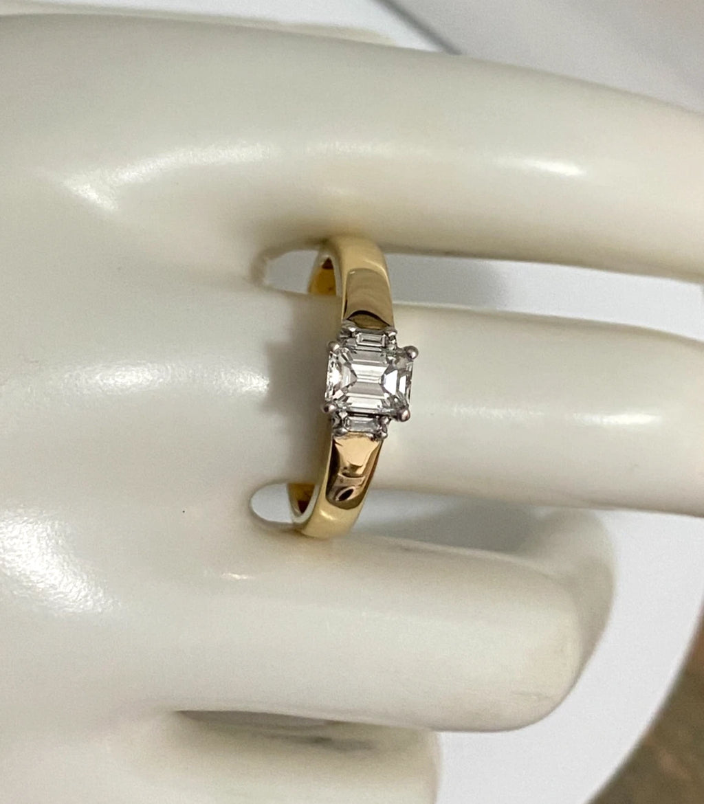 18K Yellow Gold & Diamond Solitaire Engagement Ring - Size T (US 9.75)