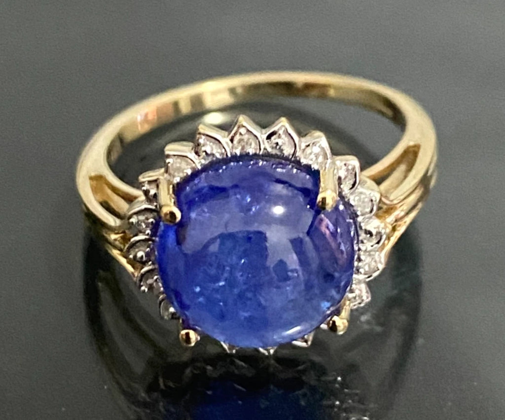 9K Yellow Gold With 5.24CT Tanzanite & Diamond Ring Size L (US 5.75)