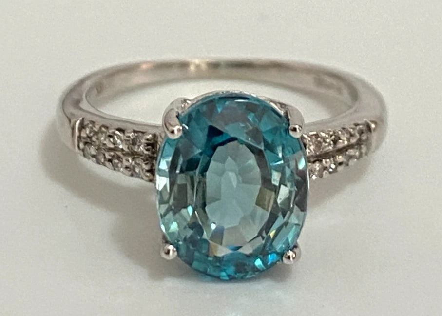 9K White Gold Natural Blue Zircon & Diamond Ring Size L 1/2 (US 6)