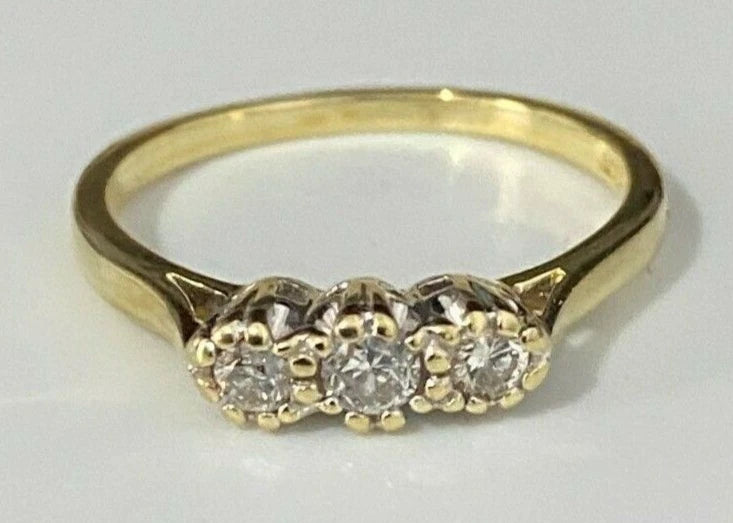 18K Yellow Gold & 0.22CT Diamond Three Stone Ring Size N 1/2 - 6 3/4