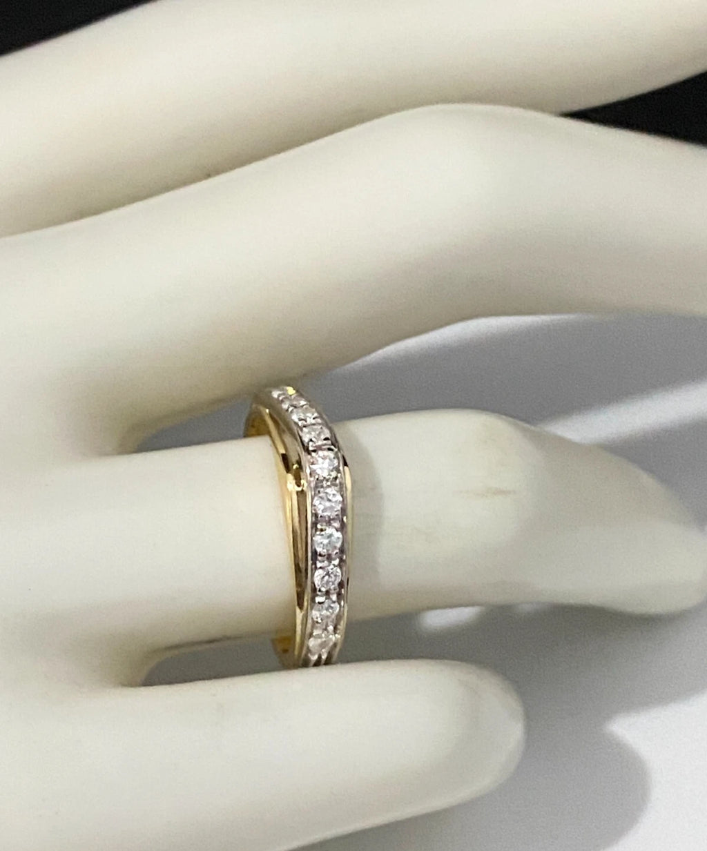 18K Yellow Gold & 0.30CT Diamond Shaped Half Eternity Ring Size M - 6