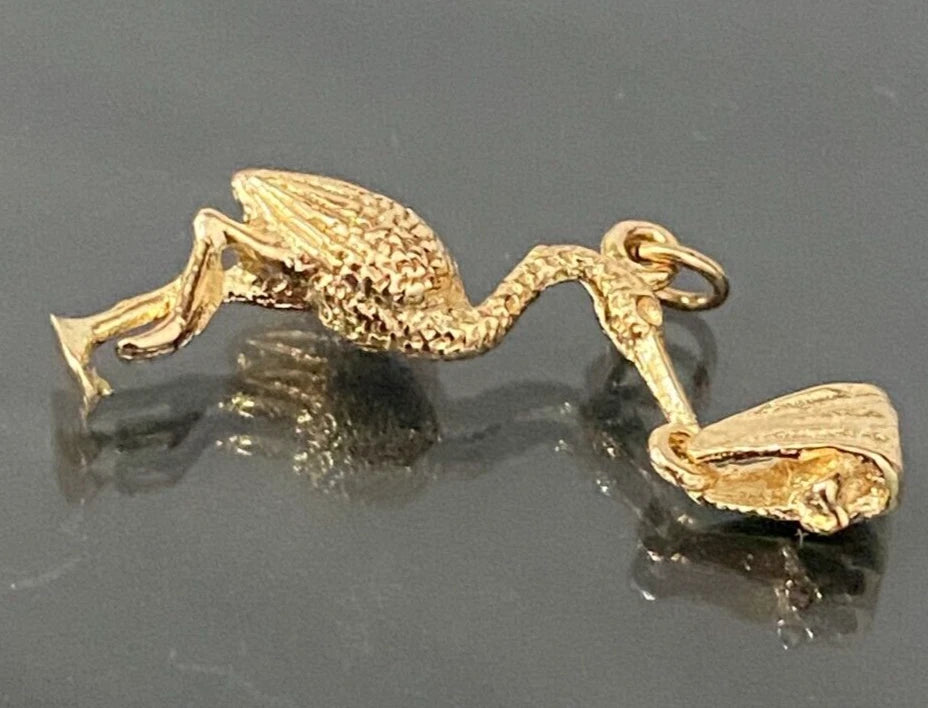 9K Yellow Gold Stork & Baby Charm Pendant 23.0mm high