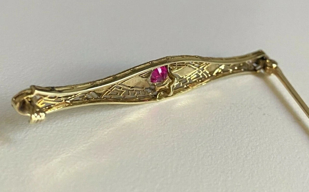 An Early 14K Gold & Ruby Filigree Brooch Pin 64.5mm