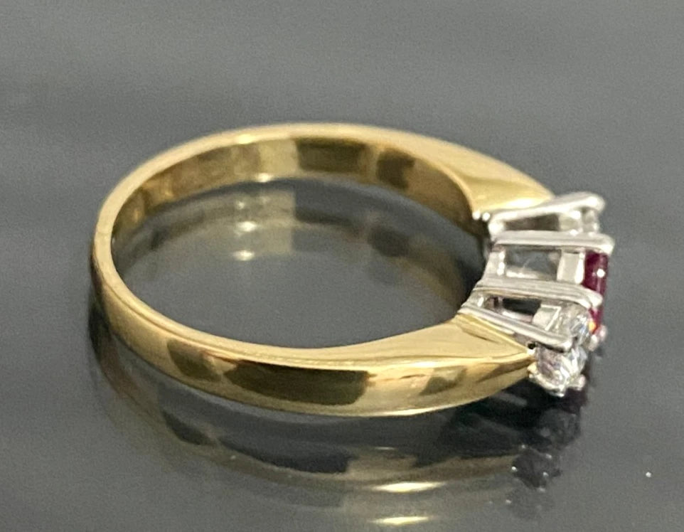 18ct Yellow Gold Ruby & Diamond 3 Stone Ring – Size I 1/2 (US 4.5)