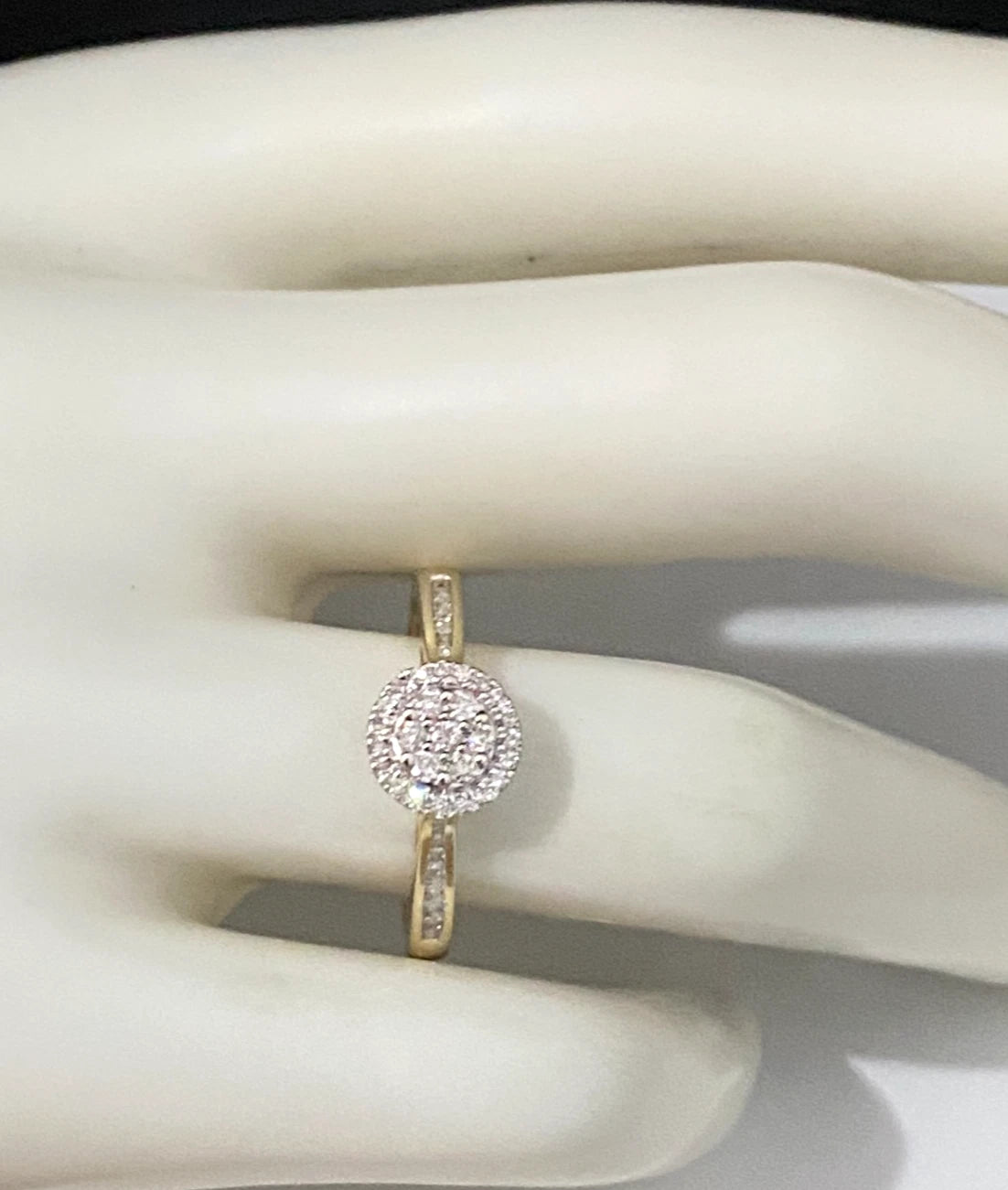 10K Yellow Gold & 0.25CT Diamond Halo engagement Ring Size O - 7 1/4