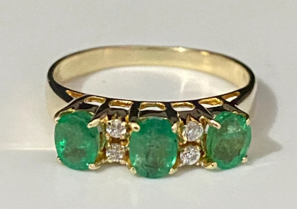 18K Yellow Gold W/ Emerald & CZ Three Stone Ring Size L - 5 1/2
