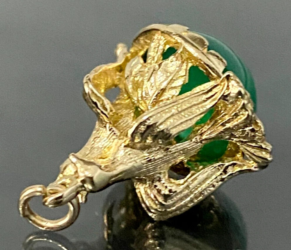 Vintage 9K Yellow Gold & Chrysoprase Love Birds Charm Seal Fob Pendant