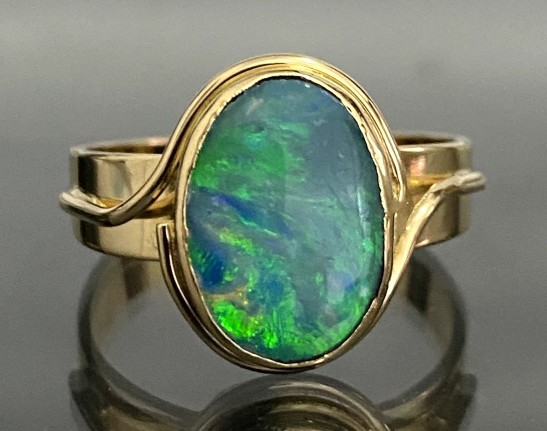 18K Yellow Gold Opal Doublet Ring Size V 1/2 (US 11) - Vintage Jewellery