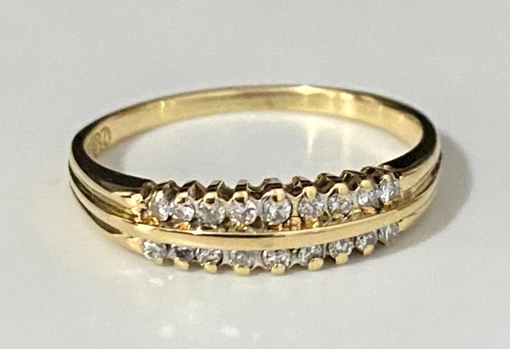 18K Yellow Gold & Diamond Two Row Band Ring Size P - 7 3/4