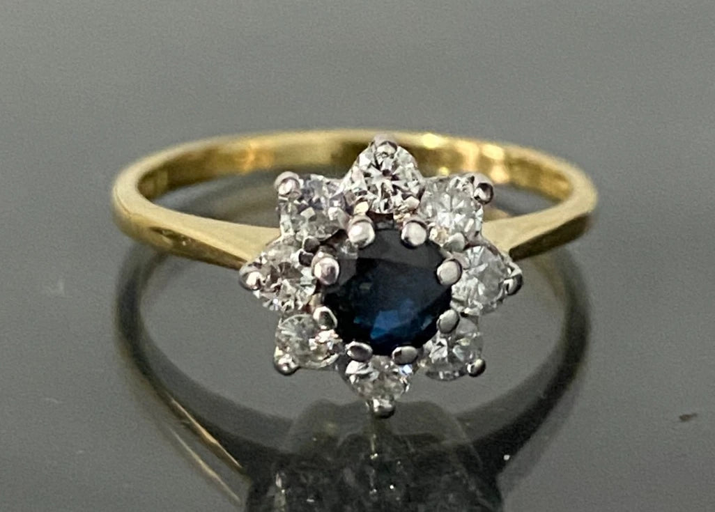 18K Yellow Gold W/ Sapphire & 0.25CT Diamond Cluster Ring Size M - 6 1/4