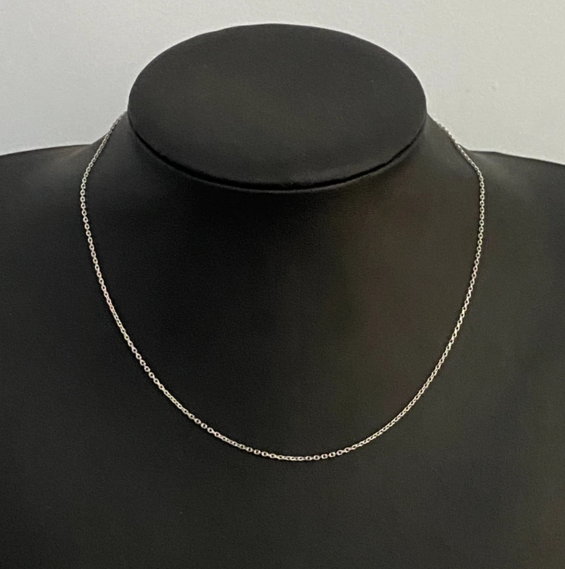 18K White Gold Cable Link Chain Necklace 40cm Long