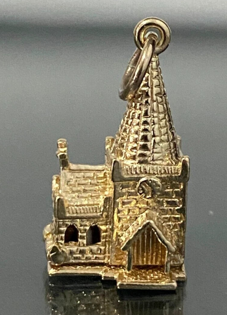 9K Yellow Gold Wedding in Church Opening Charm / Pendant