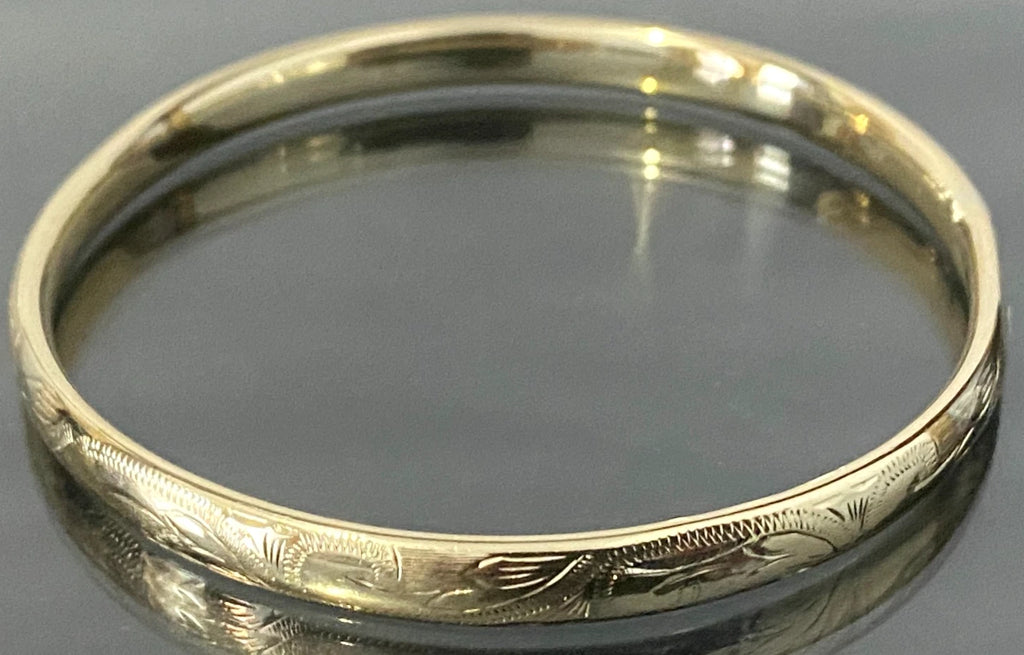Vintage 9ct Yellow Gold Fully Engraved Bangle