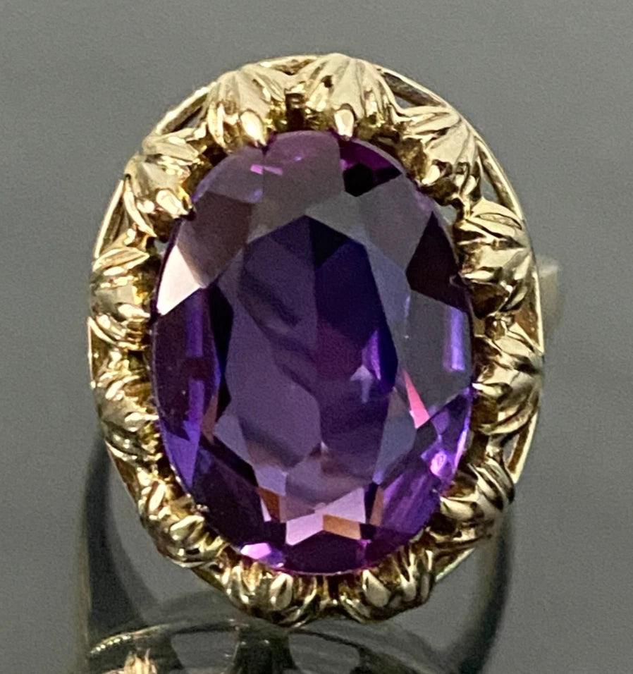 A 1960's 9K Yellow Gold W/ Synthetic Sapphire Stone Set Ring Size L 1/2 - 6